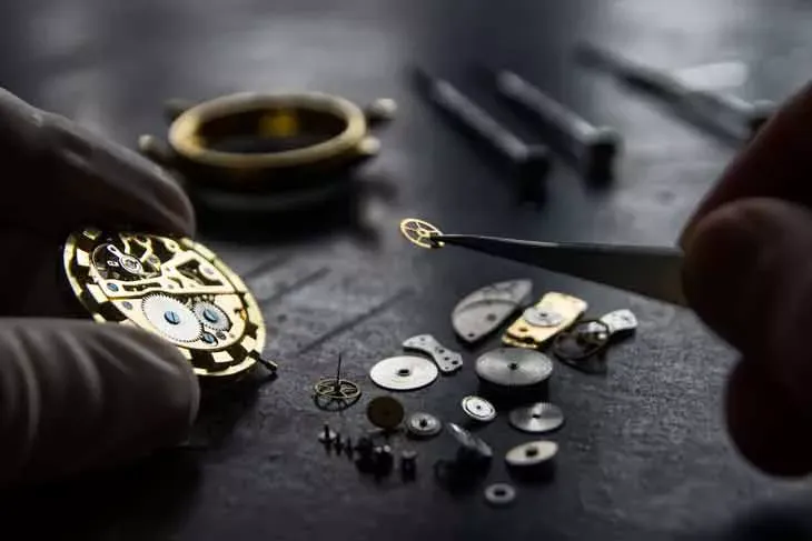 Juwelier Krevet – Düsseldorf – Service – reparatur-service.webp