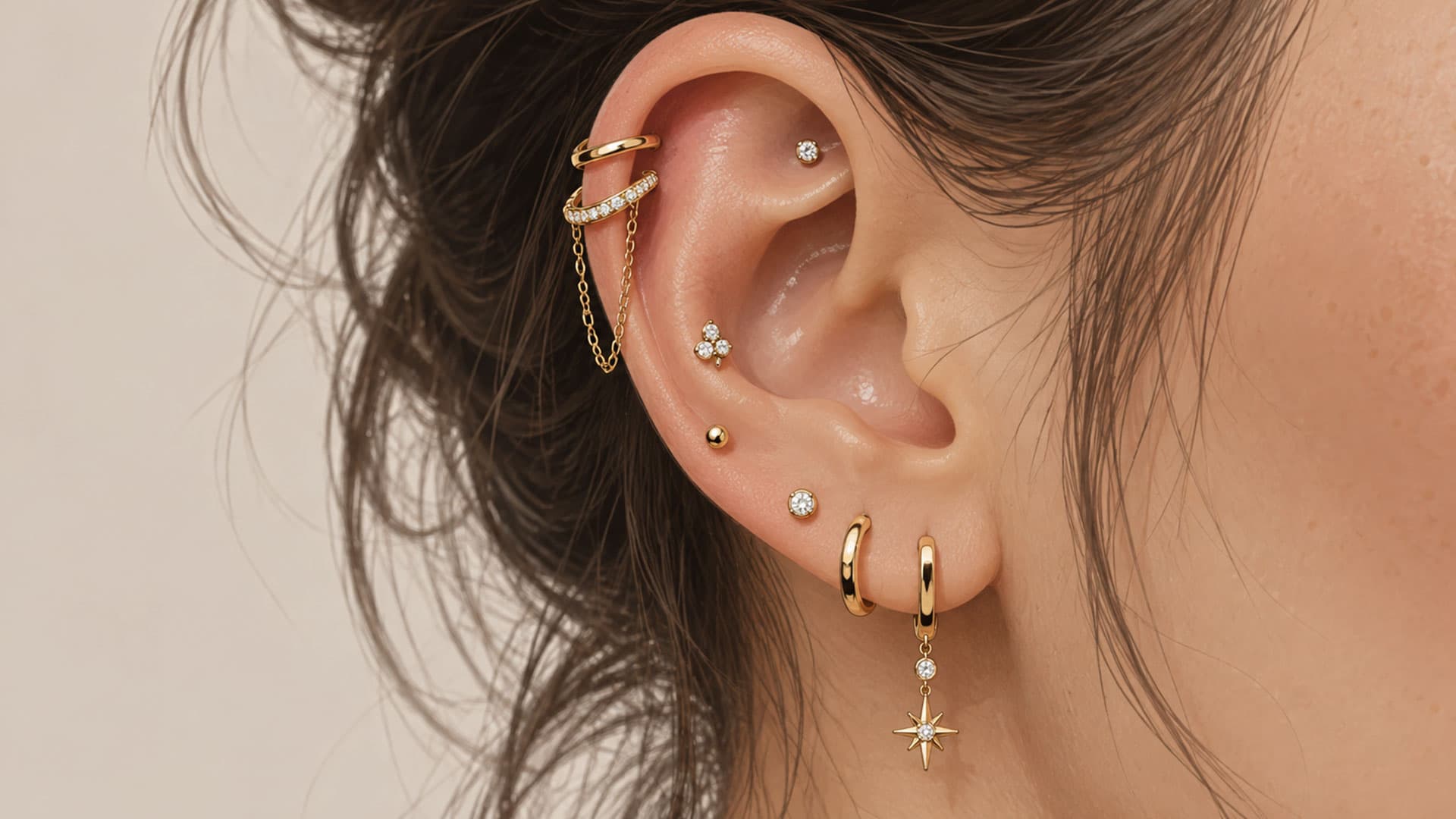 Hidden Helix, Mid Helix oder Surface Tragus: Warum Piercings immer genauer benannt werden